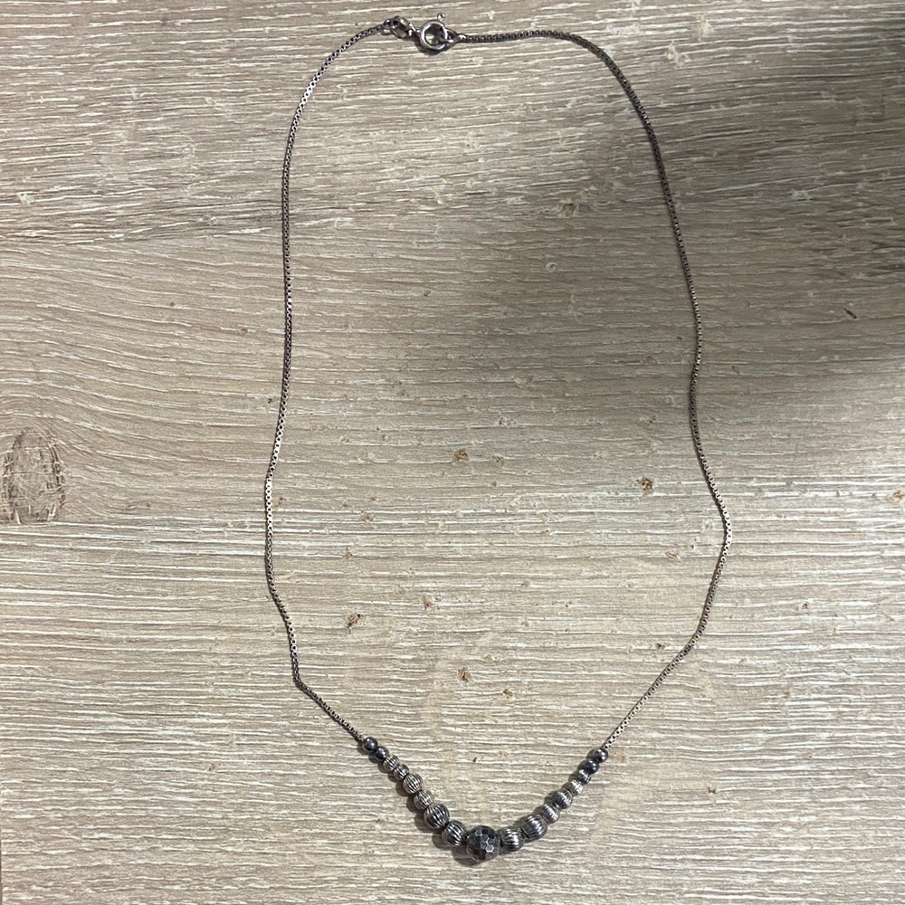 Vintage Elegant Silver Toned Necklace with Metal Beads